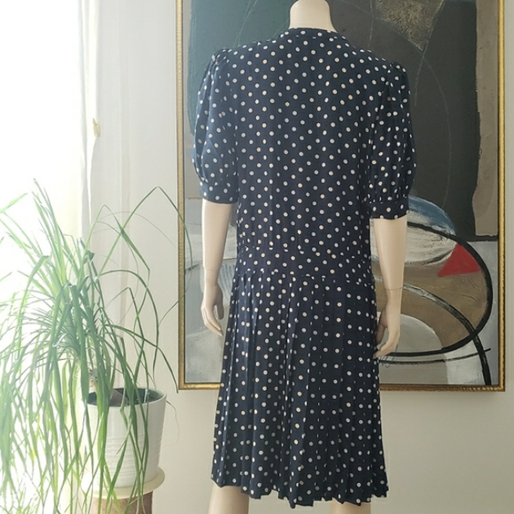 Albert Nipon | Silk Polka Dot Dress with Tie and Pleated Detail - Picture 2 of 16